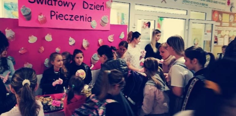 ŚWIATOWY DZIEŃ PIECZENIA W SP3 GOŁDAP