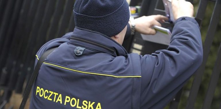 Pakiety pod drzwiami, brak kar za błędne doręczenie