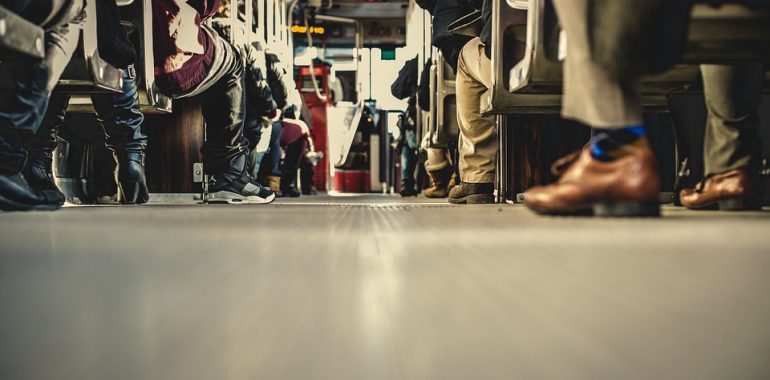 Mężczyzna zmarł w autobusie komunikacji miejskiej.