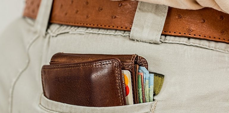 3 tys. netto i służbowe auto? Stracisz na tym…
